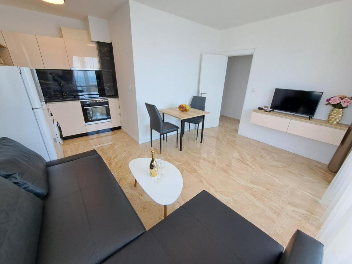 Onyx 2 Private Beach Apartment Sveti Vlas Exterior photo